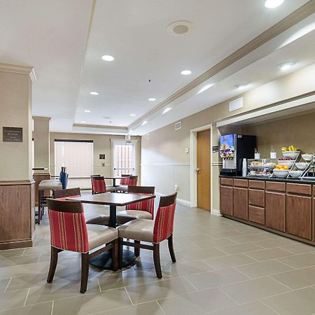 Quality Suites Springdale West I-49 Экстерьер фото