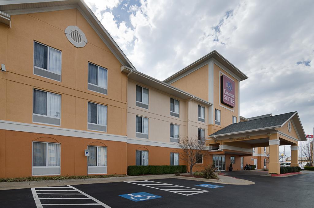Quality Suites Springdale West I-49 Экстерьер фото